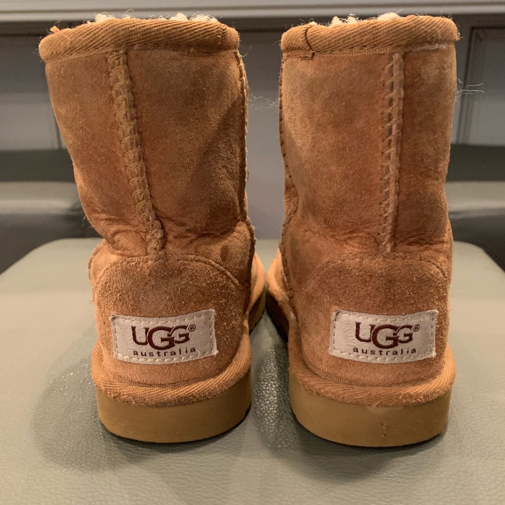 Uggs Classic II